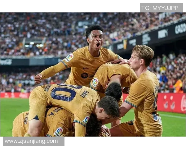 足球场上爱动手的球星揭秘那些激情四溢的争执与冲突时刻