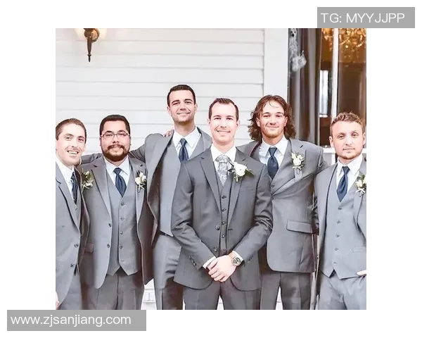 足球明星西装搭配解析 时尚与运动完美融合的着装艺术